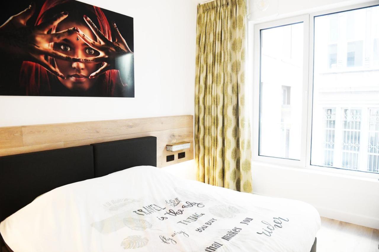 Women Of The World - Antwerp Apartment Bagian luar foto